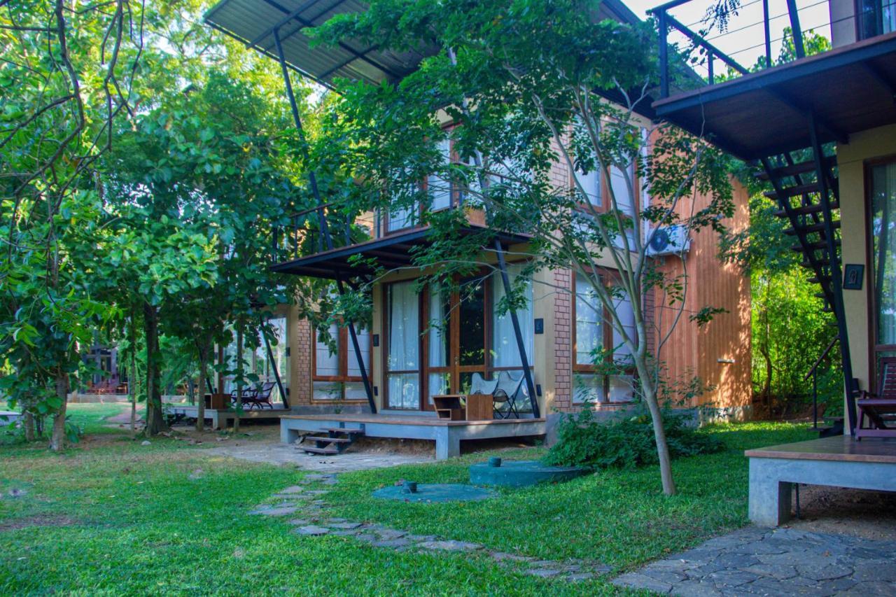 Breezy Lake Tissamaharama Ngoại thất bức ảnh