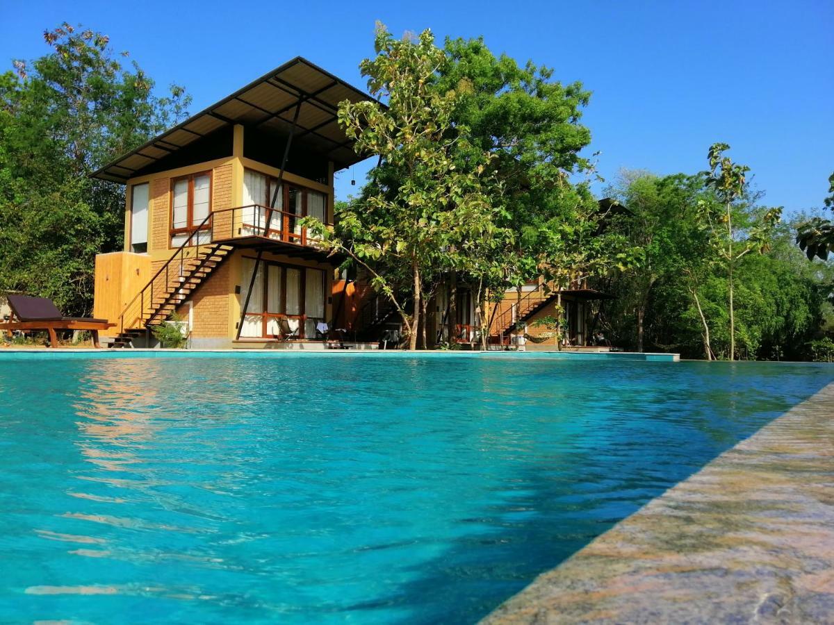 Breezy Lake Tissamaharama Ngoại thất bức ảnh